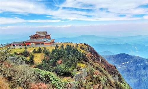 峨眉山旅游景点介绍_峨眉山风景区旅游攻略